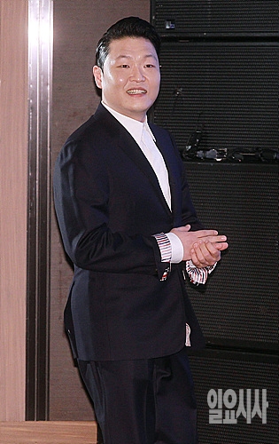 <칠집싸이다> 발매한 가수 싸이
