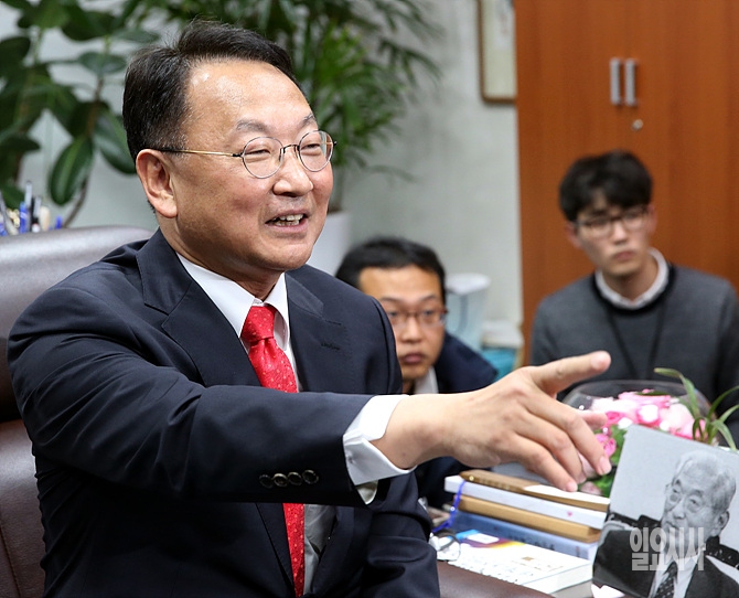 유일호 경제부총리 내정자