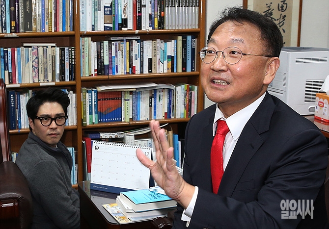 유일호 경제부총리 내정자