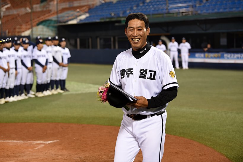 성영재 감독