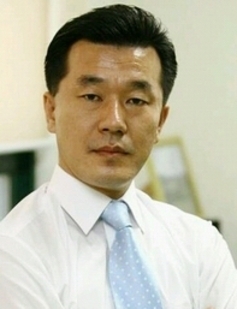 최민이 <일요시사> 편집국장