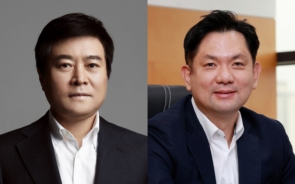 소진세 교촌 회장(사진 왼쪽)과 윤진호 교촌 대표이사