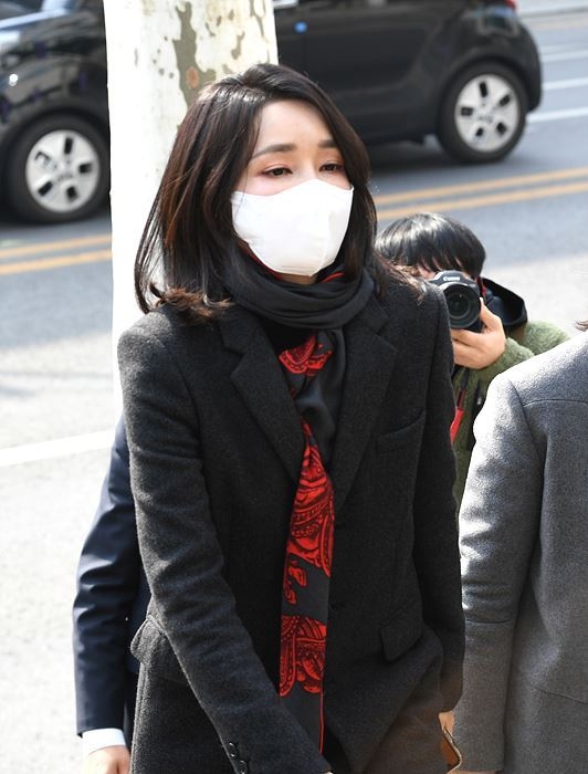 사전투표 당시 화제가 됐던 스카프 ⓒ뉴시스