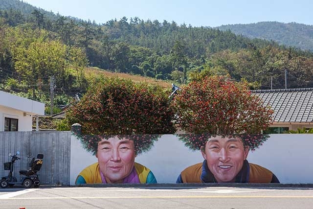 암태도 기동삼거리 벽화