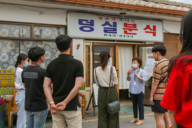 <strong>제천버스터미널 부근에 있는 가스트로 투어 출발 지점</strong>