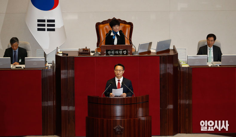 국민의힘 조해진 의원이 질의·토론을 하고 있다.