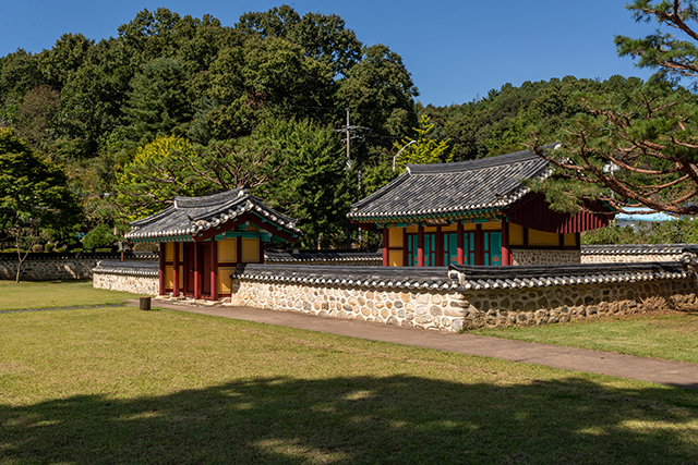 다산 선생의 사상과 업적을 기리기 위해 세운 문도사