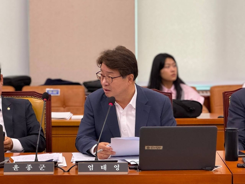 ‘생활물류서비스산업발전법 개정안’을 대표 발의한 염태영 더불어민주당 의원