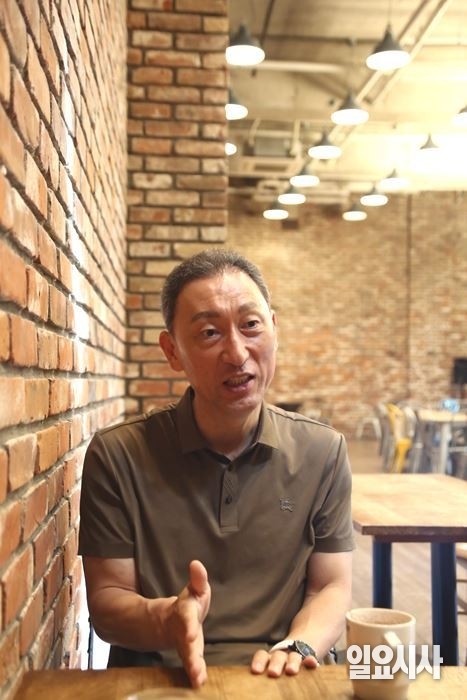 <일요시사> 창간 29주년 특집 인터뷰 갖고 있는 하동환 전 국정원 대공수사단장 ⓒ오혁진 기자
