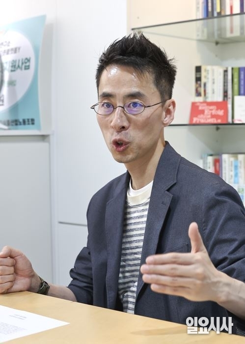 김종진 일하는시민연구소 소장이 <일요시사> 창간 29주년 특집 인터뷰를 갖고 있다. ⓒ고성준 기자