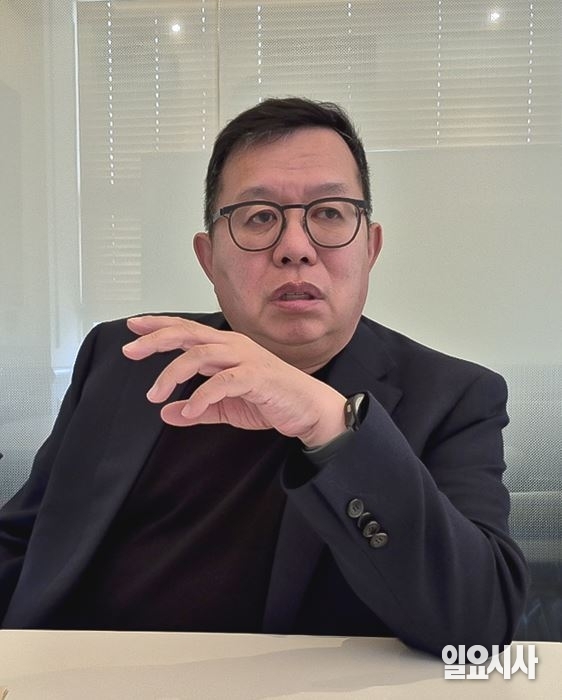 <일요시사> 창간 29주년 특집 인터뷰를 갖고 있는 전인범 전 육군 특수전사령관 ⓒ오혁진 기자