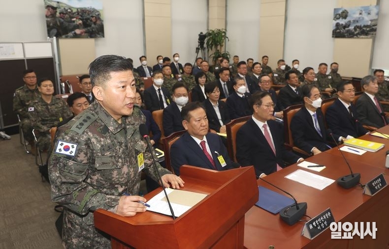 지난 1월22일, 내란 혐의 국정조사 특별위원회 1차 청문회에서 의원들 질의에 답변하고 있는 정성우 전 방첩사 1처장 ⓒ문경덕 기자