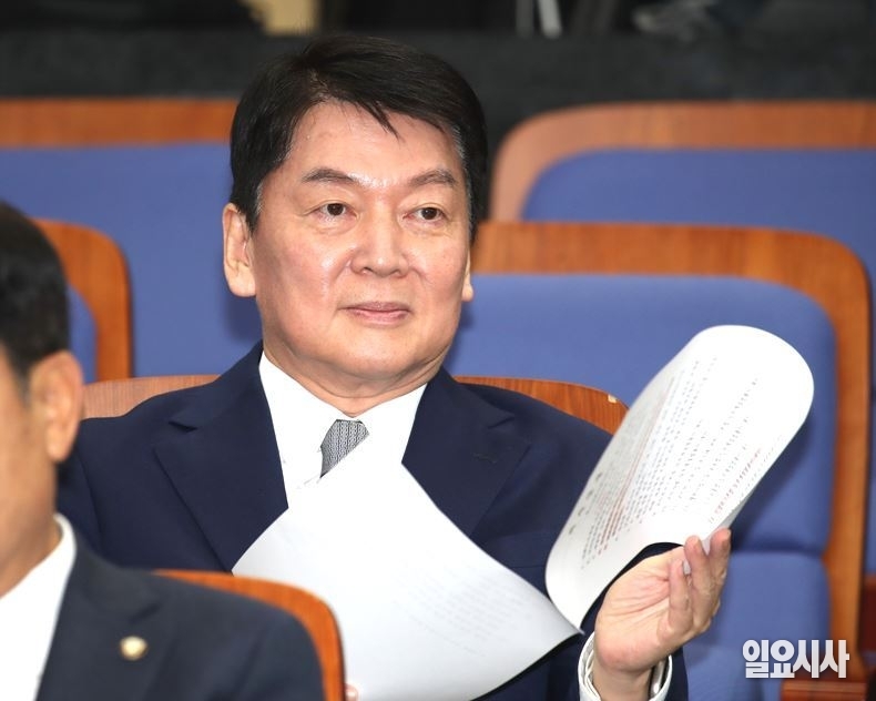 안철수 국민의힘 혁신위원장이 7일, 서울 여의도 국회서 긴급 기자회견을 열고 전당대회 출마를 선언했다. ⓒ문경덕 기자