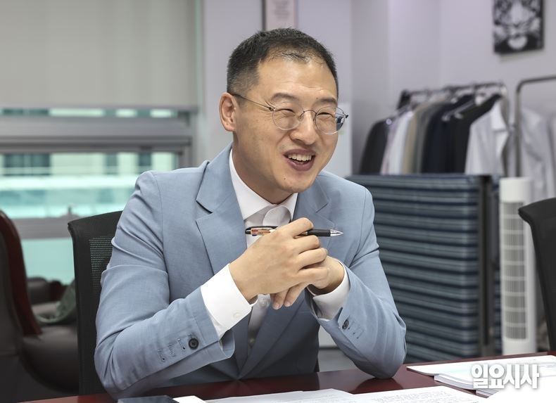 <일요시사>와 대담 갖고 있는 김상욱 더불어민주당 의원 ⓒ고성준 기자