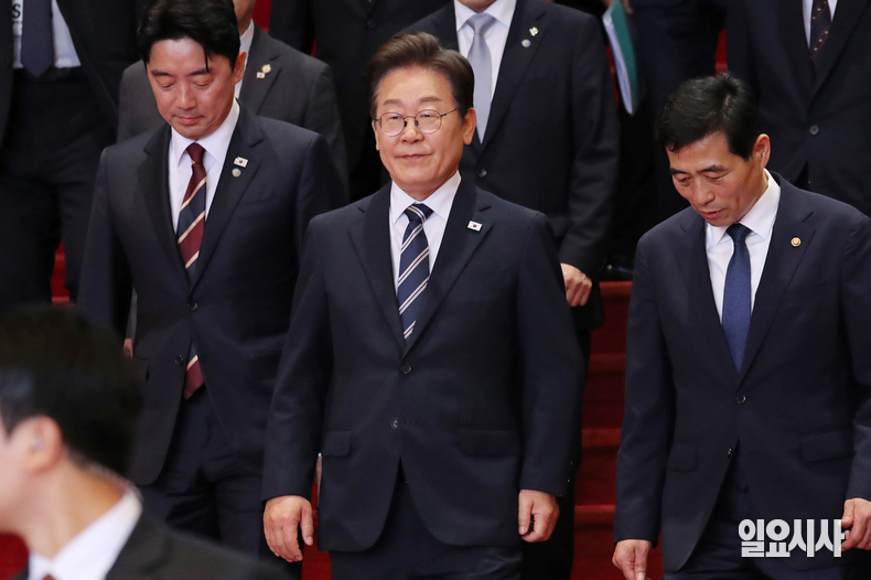 이재명 대통령이 지난달 26일, 국회 시정연설을 마친 후 본회의장을 나서고 있다. ⓒ문경덕 기자