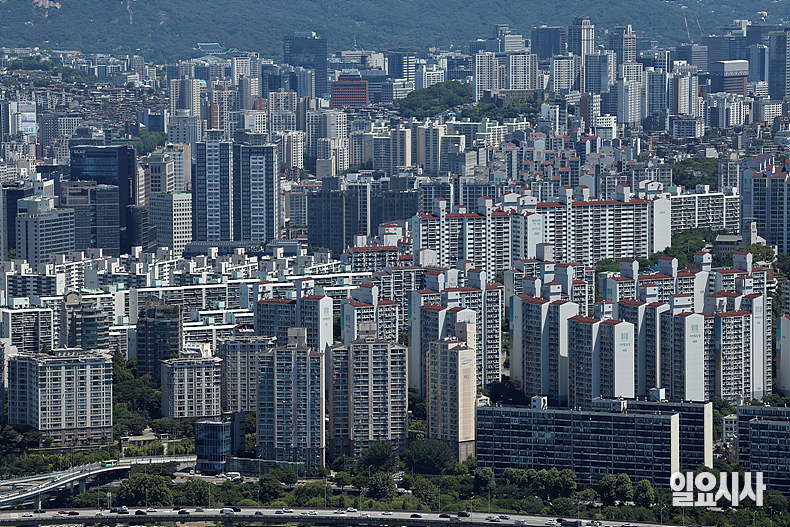 서울 영등포구 63스퀘어 전망대에서 바라본 서울 아파트 모습 ⓒ고성준 기자