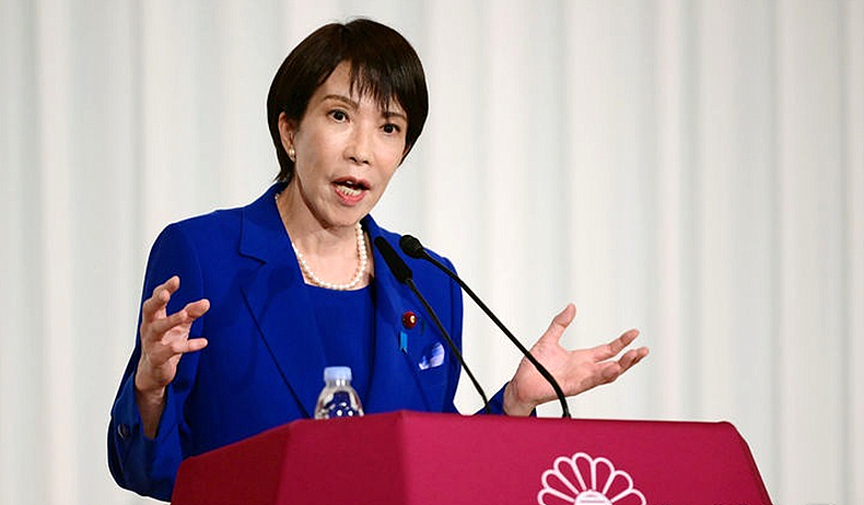 일본 자유민주당 총재 선거에서 당선된 다카이치 사나에 일본 전제안보담당상이 지난 4일 일본 도쿄 자민당 당사에서 기자회견을 하고 있다. ⓒ뉴시스
