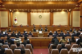 불신 키우는 헌법재판소 늑장 내막