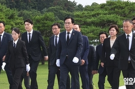 집단지도체제 꺼낸 친윤 진짜 노림수