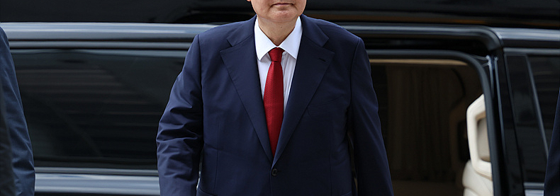‘팬티 추태’ 윤석열 드러누운 노림수