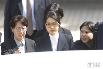 ‘철창행 김건희’ 아직 남은 의혹들