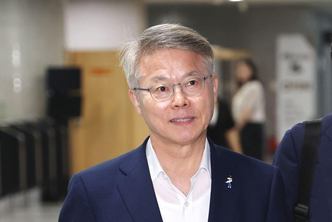 ‘당정 충돌’ 검찰개혁 엇박자 막전막후