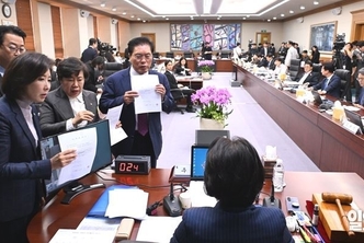 공포탄 남발하는 국감 고지전