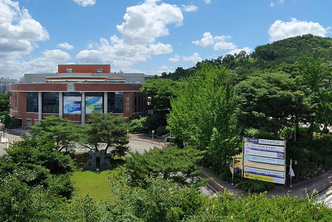 <단독> 한신학원 이사의 수상한 영전