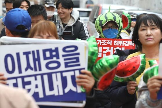 민주당 쪼개는 보이지 않는 손