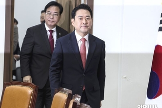 ‘장동혁표’ 극우 정당 개편 프로젝트