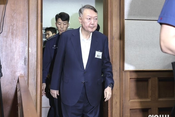 ‘걸리면 철퇴’ 대법정 417호의 저주