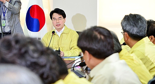 수학여행 전면금지조치 발언하는 나승일 교육부 차관 <사진=뉴시스>