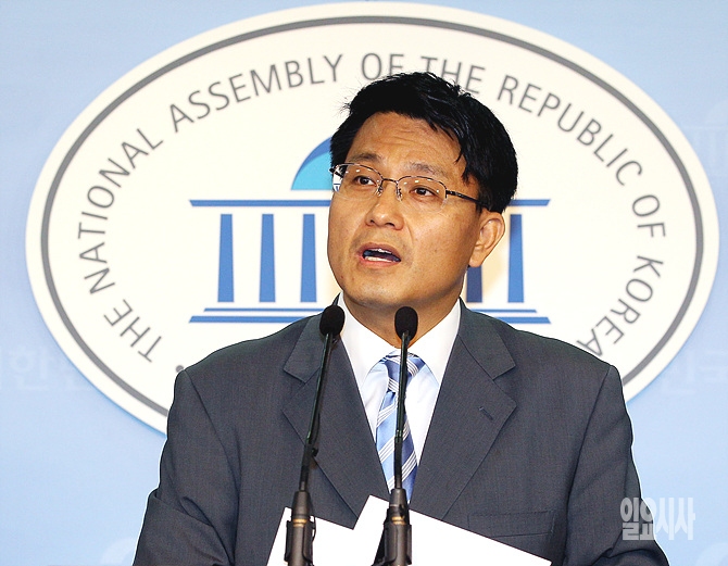 새누리당 윤상현 의원 <사진=일요시사 DB>