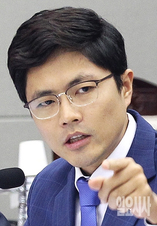 새정치민주연합 김광진 의원