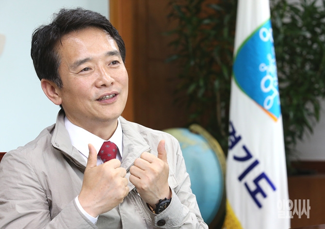 기득권 내려놓기, 도지사부터
연정으로 '윈윈(win-win)정치'