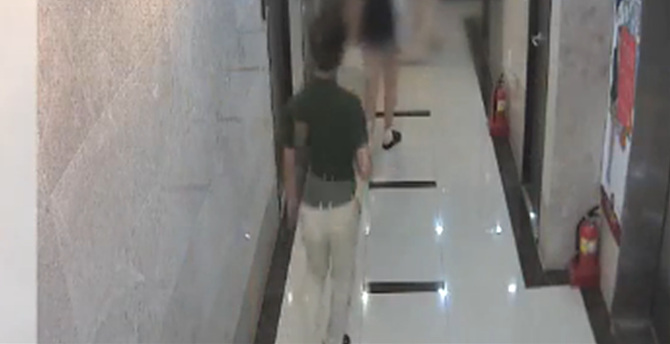 경찰이 공개한 김 전 지검장의 행적이 담긴 CCTV 영상