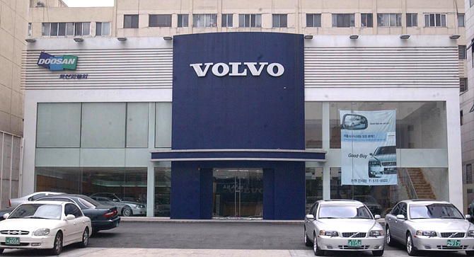 VOLVO