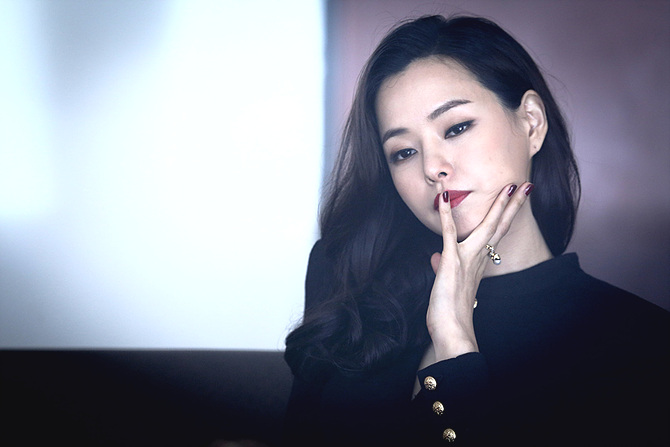 탤런트 겸 영화배우 이하늬