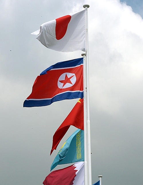 펄럭이는 인공기 <사진=뉴시스>