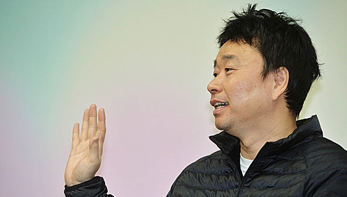 고 신해철 비하 논란에 휩싸인 전 클론 멤버 강원래씨 <사진=뉴시스>
