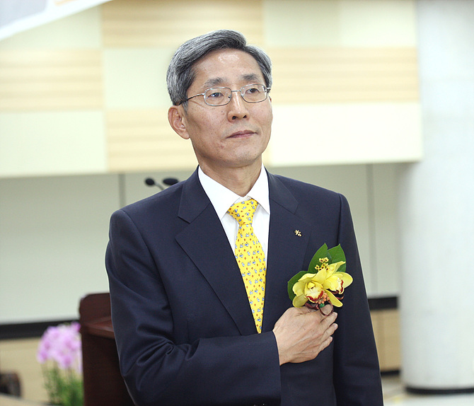 윤종규 회장 겸 은행장 취임식