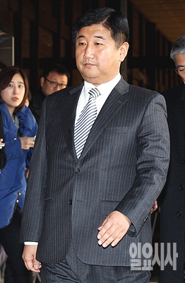 지난 3일, 서울 서초동 중앙지검으로 검찰 조사를 받기 위해 출석한 박관천 경정(전 청와대 공직기강 비서관)