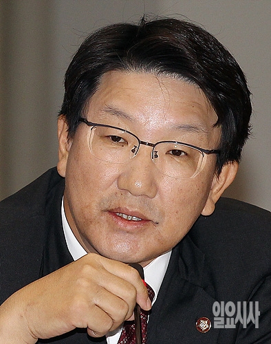 새누리당 국조특위 권성동 간사
