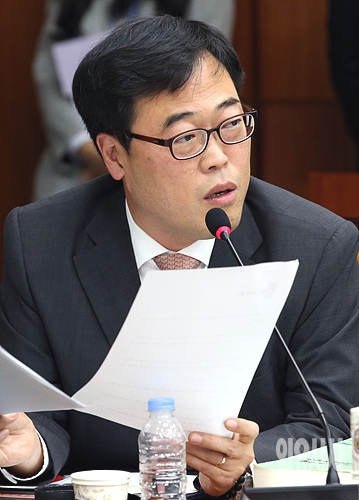 새정치민주연합 김기식 의원