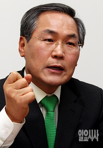 우윤근 새정치민주연합 원내대표