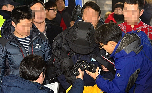 29일, 이송되는 '크림빵 아빠 뺑소니사건' 용의자 허모씨