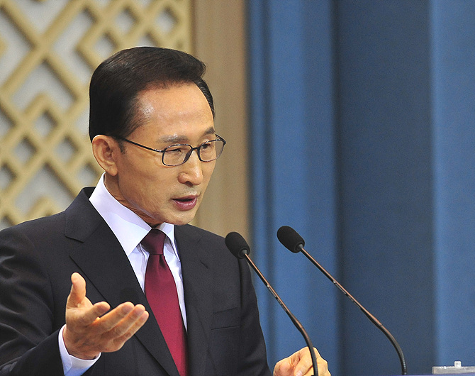 10명 중 7명 “MB 증인으로 나서야…”