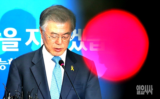 4·29재보선에서 전패한 새정치민주연합 '문재인호(號)'에 적신호가 켜졌다.