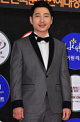 배우 정운택
