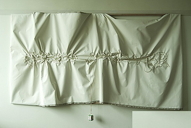 Good Answer, 2015, 캔버스천, 로프, 우유, 각재, 290x160cm